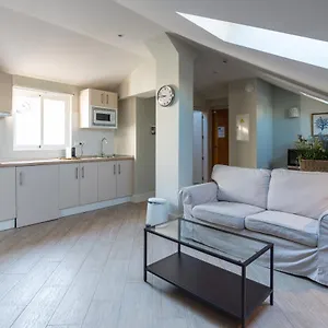 Apartamento Urbe10 Angel Duplex 2 Bedrooms 4c, Málaga